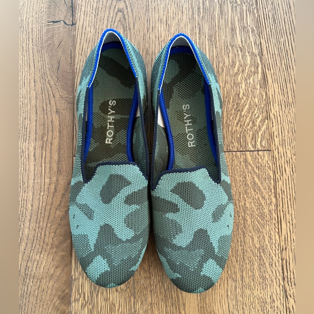 Rothy’s Olive Green Camo Loafer Women’s Size W7.5 Flats Round Toe Slip On